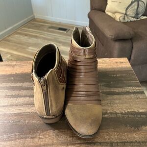 Pierre Dumas Brown Ankle Boots with Zipper